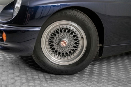 MG RV8 4.0 V8 Oxford Blue thumbnail 4