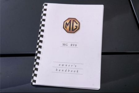 MG RV8 4.0 V8 Oxford Blue thumbnail 51