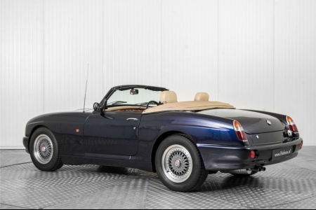MG RV8 4.0 V8 Oxford Blue thumbnail 6