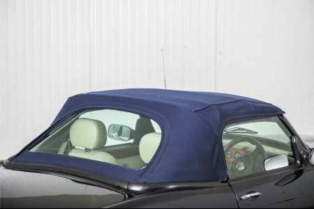 MG RV8 4.0 V8 Oxford Blue thumbnail 74