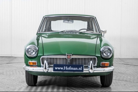 MG B 1.8 GT thumbnail 14