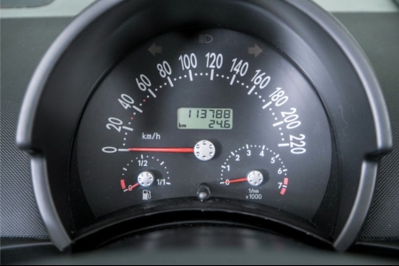 Volkswagen New Beetle Cabriolet 1.6 leer en airco 1e eigenaar thumbnail 15