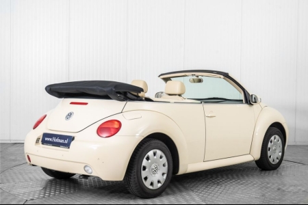 Volkswagen New Beetle Cabriolet 1.6 leer en airco 1e eigenaar thumbnail 2