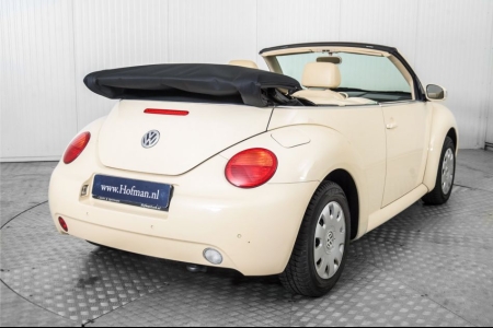 Volkswagen New Beetle Cabriolet 1.6 leer en airco 1e eigenaar thumbnail 24