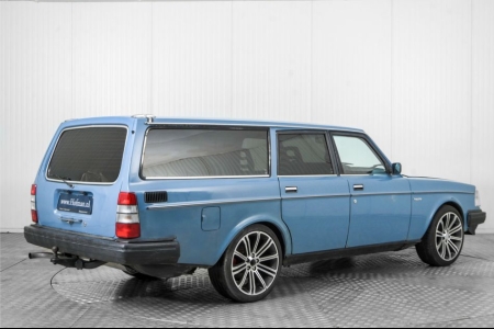 Volvo 245 2.3 met vijfbak thumbnail 2