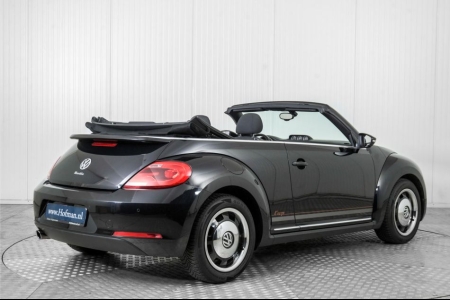 Volkswagen Beetle Cabriolet 1.2 TSI Design BlueMotion Cup Edition thumbnail 2