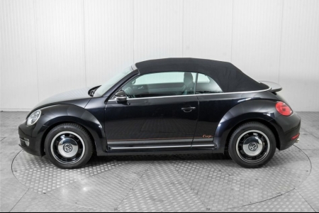 Volkswagen Beetle Cabriolet 1.2 TSI Design BlueMotion Cup Edition thumbnail 61