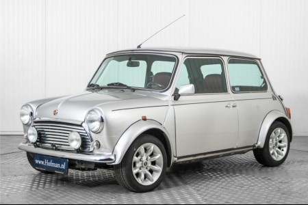 MINI Cooper 1.3 MPI 40th Anniversary thumbnail 1
