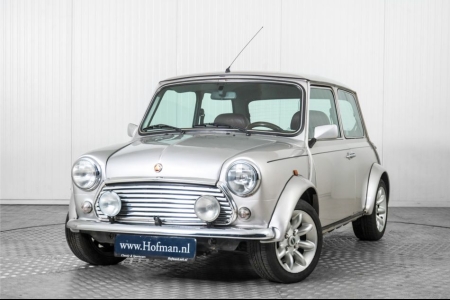 MINI Cooper 1.3 MPI 40th Anniversary thumbnail 3