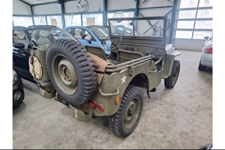 Willys Jeep MB oorlogsjeep WW2 1943 thumbnail 2