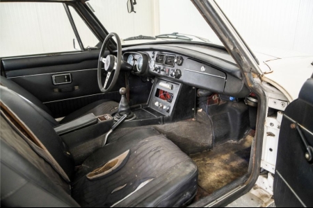 MG B GT MGBGT 1972 model, stalen dashbord, overdrive. . thumbnail 16