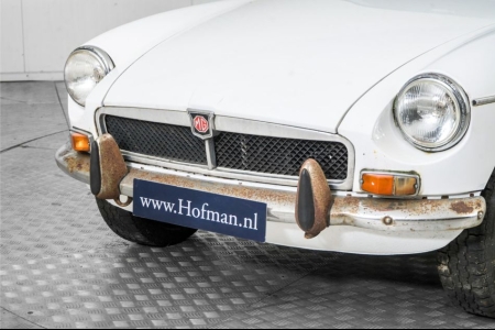 MG B GT MGBGT 1972 model, stalen dashbord, overdrive. . thumbnail 18