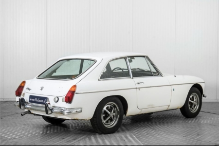 MG B GT MGBGT 1972 model, stalen dashbord, overdrive. . thumbnail 2