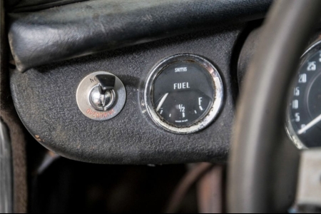 MG B GT MGBGT 1972 model, stalen dashbord, overdrive. . thumbnail 23