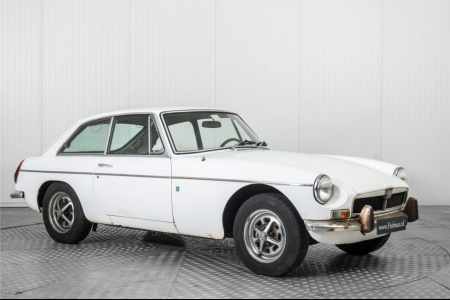 MG B GT MGBGT 1972 model, stalen dashbord, overdrive. . thumbnail 5