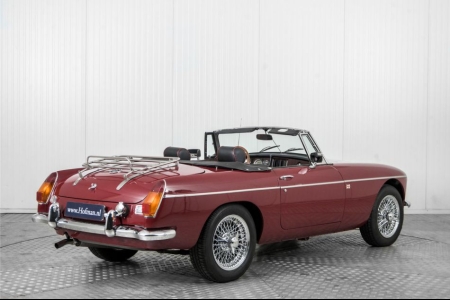 MG B 1.8 Roadster thumbnail 2