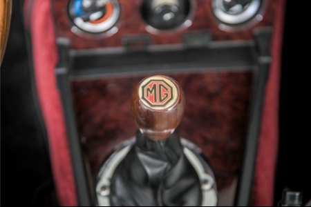 MG B 1.8 Roadster thumbnail 28