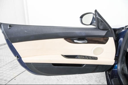 BMW Z4 Roadster sDrive23i Introduction thumbnail 36