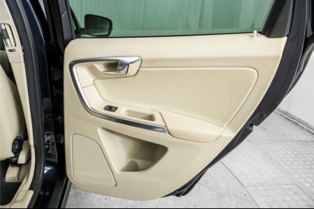 Volvo XC60 2.0 D3 handgeschakeld thumbnail 36