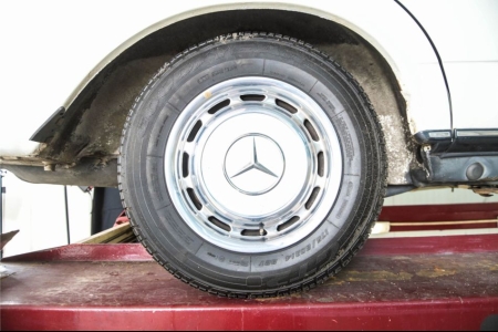 Mercedes-Benz 300d w123 300 D 5 cyl. thumbnail 49
