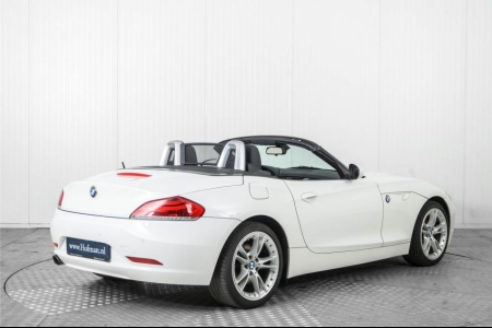 BMW Z4 Roadster sDrive23i thumbnail 2