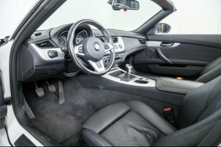 BMW Z4 Roadster sDrive23i thumbnail 33