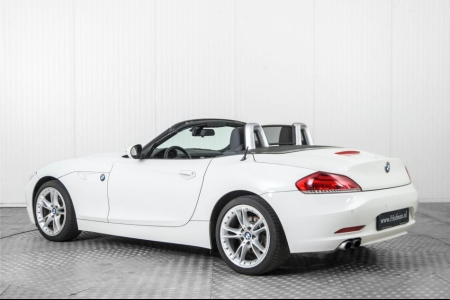 BMW Z4 Roadster sDrive23i thumbnail 4