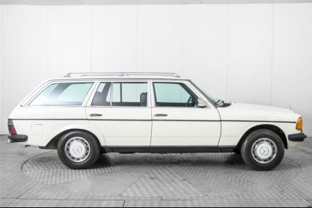 Mercedes-Benz 230TE W123 5 bak thumbnail 10