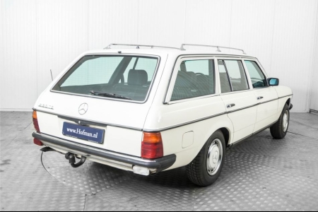 Mercedes-Benz 230TE W123 5 bak thumbnail 25