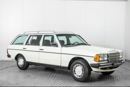Mercedes-Benz 230TE W123 5 bak thumbnail 5