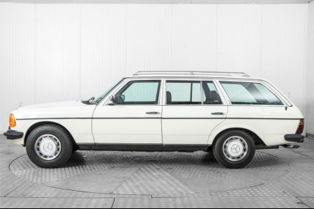 Mercedes-Benz 230TE W123 5 bak thumbnail 9