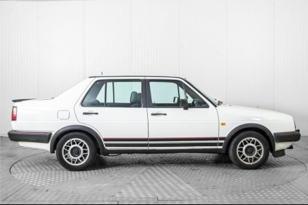 Volkswagen Jetta 1.8 GTI (GT) thumbnail 10