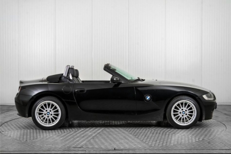 BMW Z4 Roadster 2.2i Pure thumbnail 10