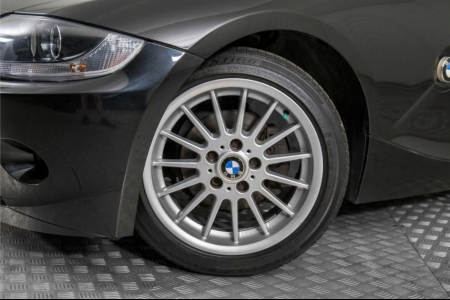 BMW Z4 Roadster 2.2i Pure thumbnail 4