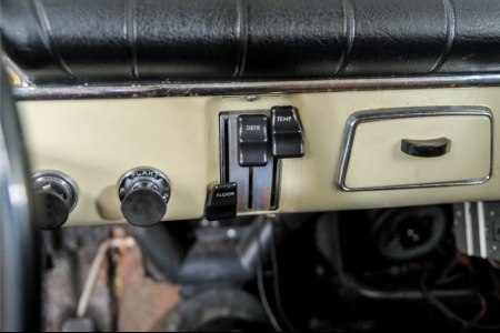 Volvo amazon station  thumbnail 34