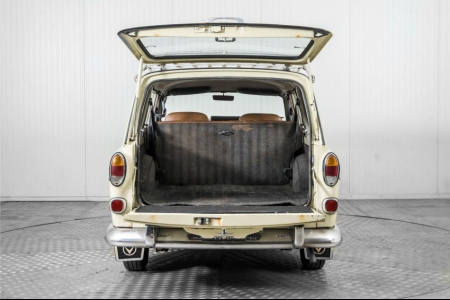 Volvo amazon station  thumbnail 39