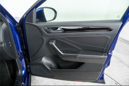 Volkswagen T-Roc 1.5 TSI R-Line Business thumbnail 34