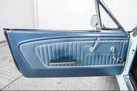 Ford Mustang V8 289 cabrio thumbnail 36