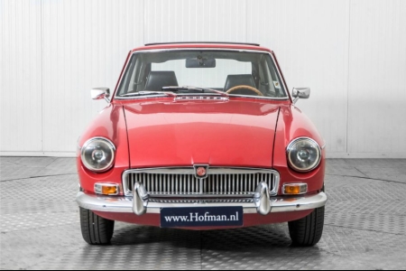 MG B 1.8 GT thumbnail 15