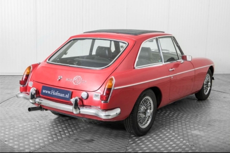 MG B 1.8 GT thumbnail 26