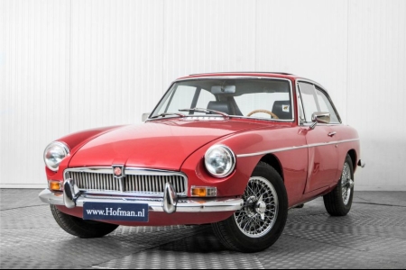 MG B 1.8 GT thumbnail 3