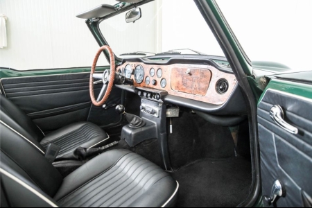 Triumph TR5 TR250 5 Speed, Surrey top thumbnail 12