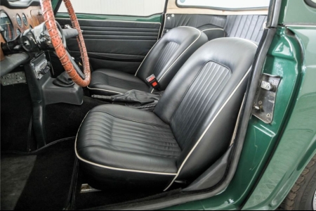 Triumph TR5 TR250 5 Speed, Surrey top thumbnail 15