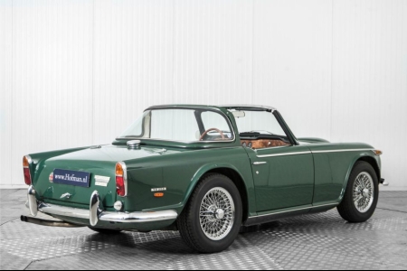Triumph TR5 TR250 5 Speed, Surrey top thumbnail 2
