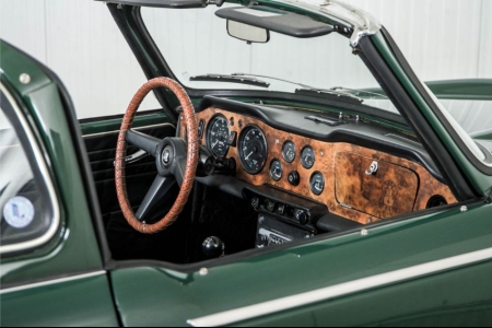 Triumph TR5 TR250 5 Speed, Surrey top thumbnail 32