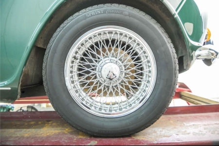 Triumph TR5 TR250 5 Speed, Surrey top thumbnail 55