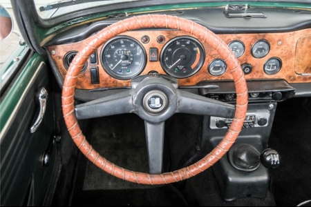 Triumph TR5 TR250 5 Speed, Surrey top thumbnail 8