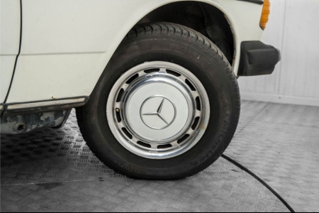 Mercedes-Benz 300TDT Turbo combi (W123)  thumbnail 44