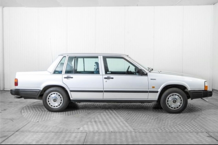 Volvo 740  thumbnail 10