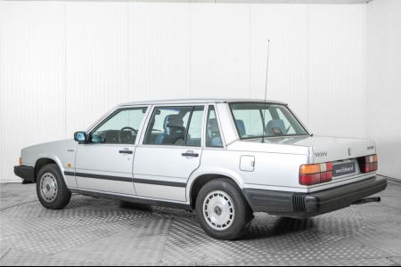 Volvo 740  thumbnail 6